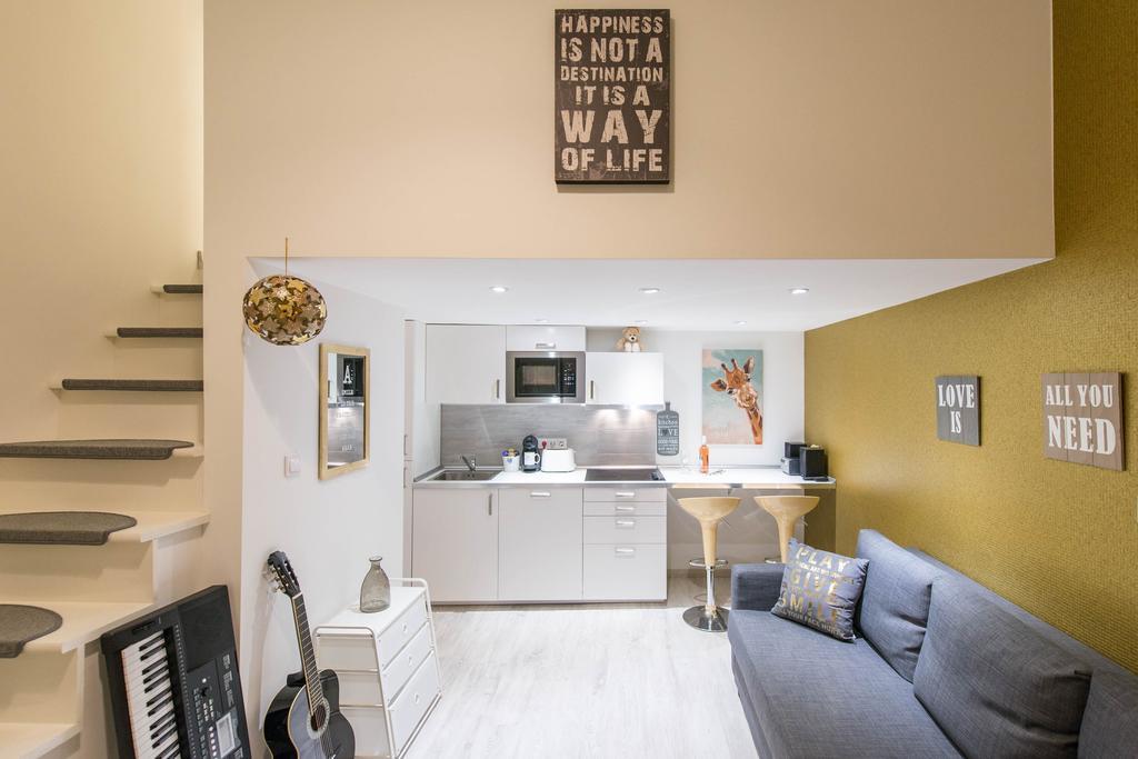 Happy Home Joy - Apartment With Free Pinball Machine Βουδαπέστη Εξωτερικό φωτογραφία